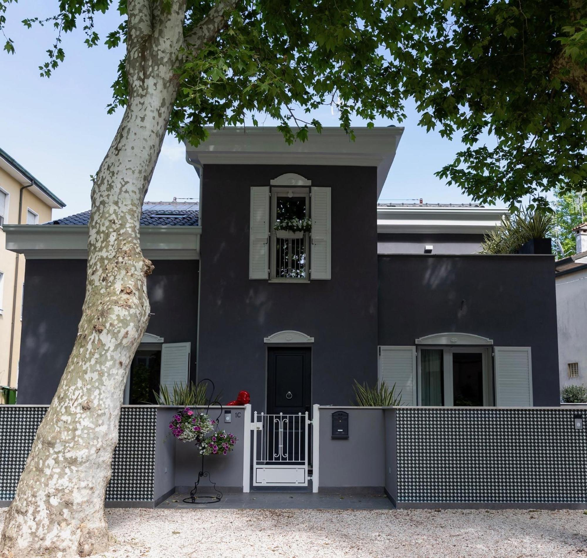 Villa Monti Suites&Aparts Cesenatico Zewnętrze zdjęcie