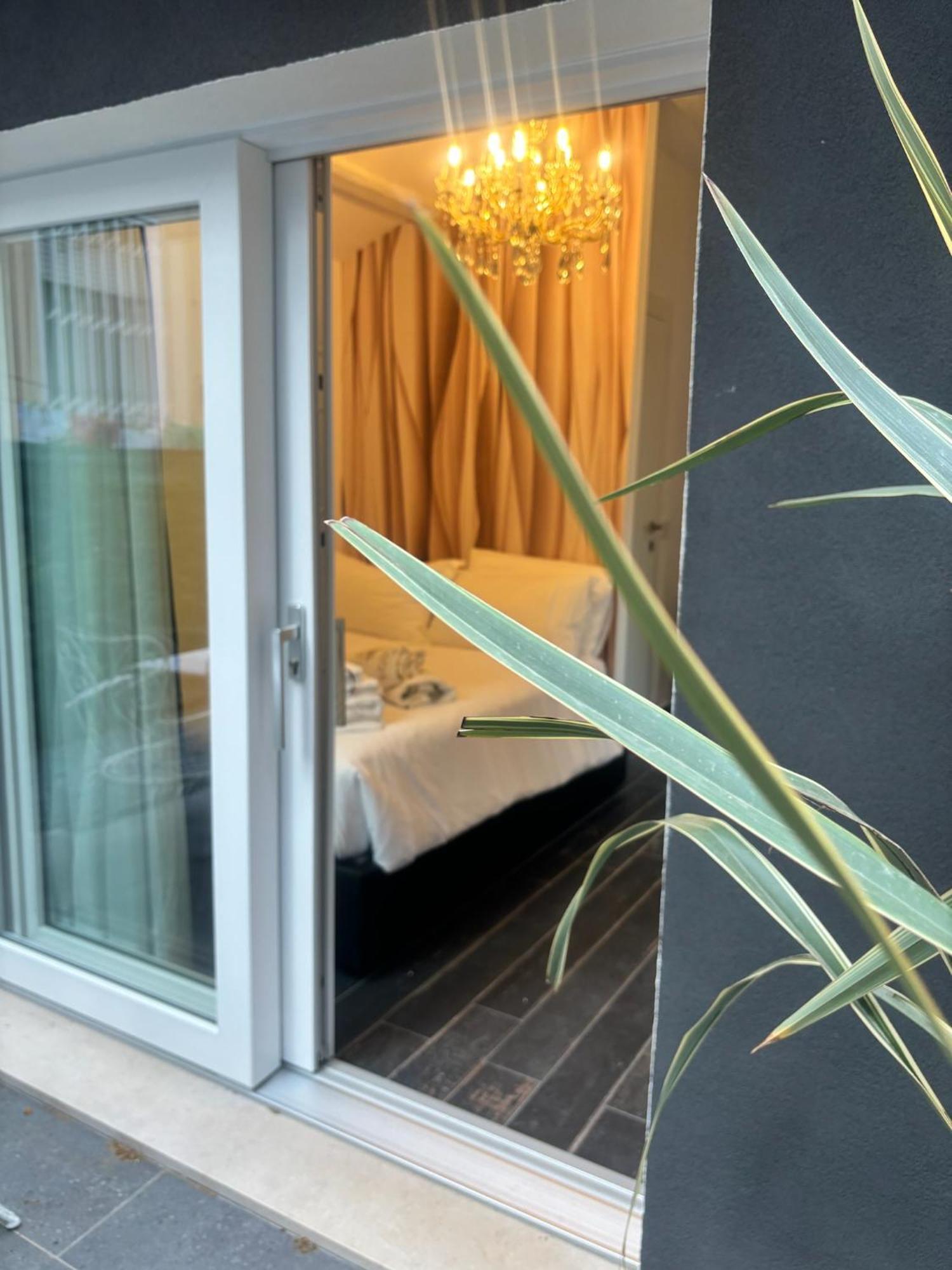 Villa Monti Suites&Aparts Cesenatico Zewnętrze zdjęcie
